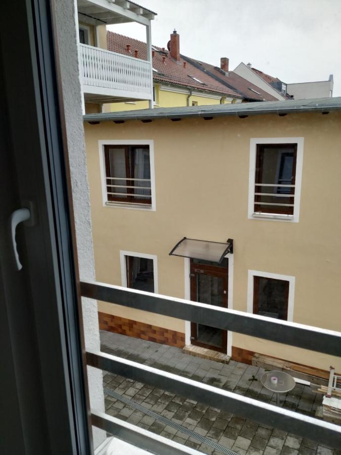 Mehrfamilien Haus Schkeuditz Exterior foto